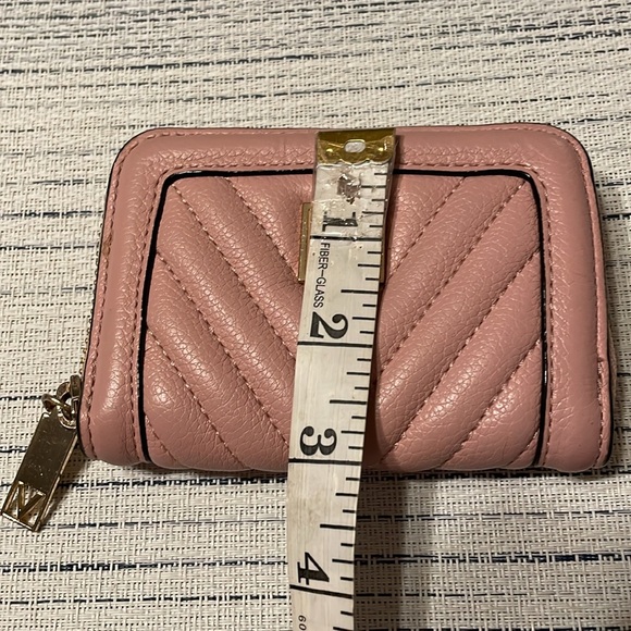 VICTORIA'S SECRET Small Wallet with Zip, Blush Pink, quilted V pattern - Picture 8 of 8